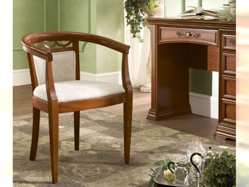 Nostalgia Armchair