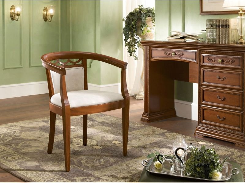 Nostalgia Armchair