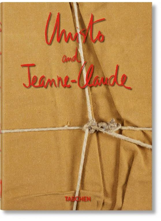 40-Christo and Jeanne-Claude