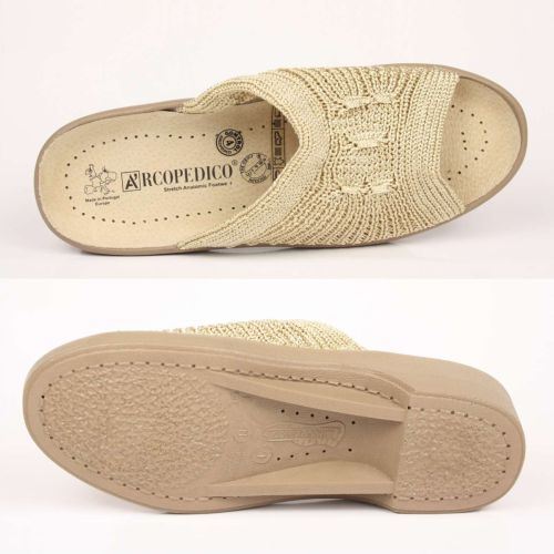 Анатомска папуча со отворени прсти