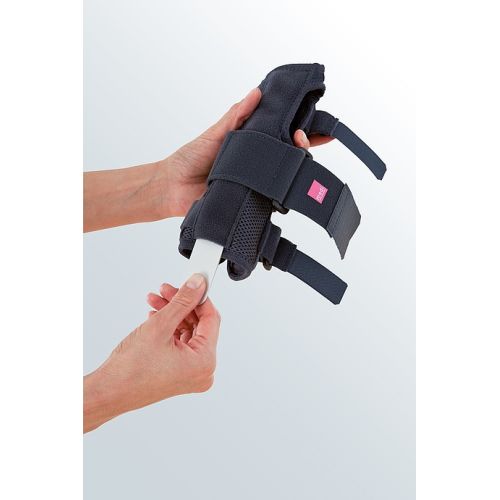 Ortozë për imobilizim të kuçit të orës Manumed