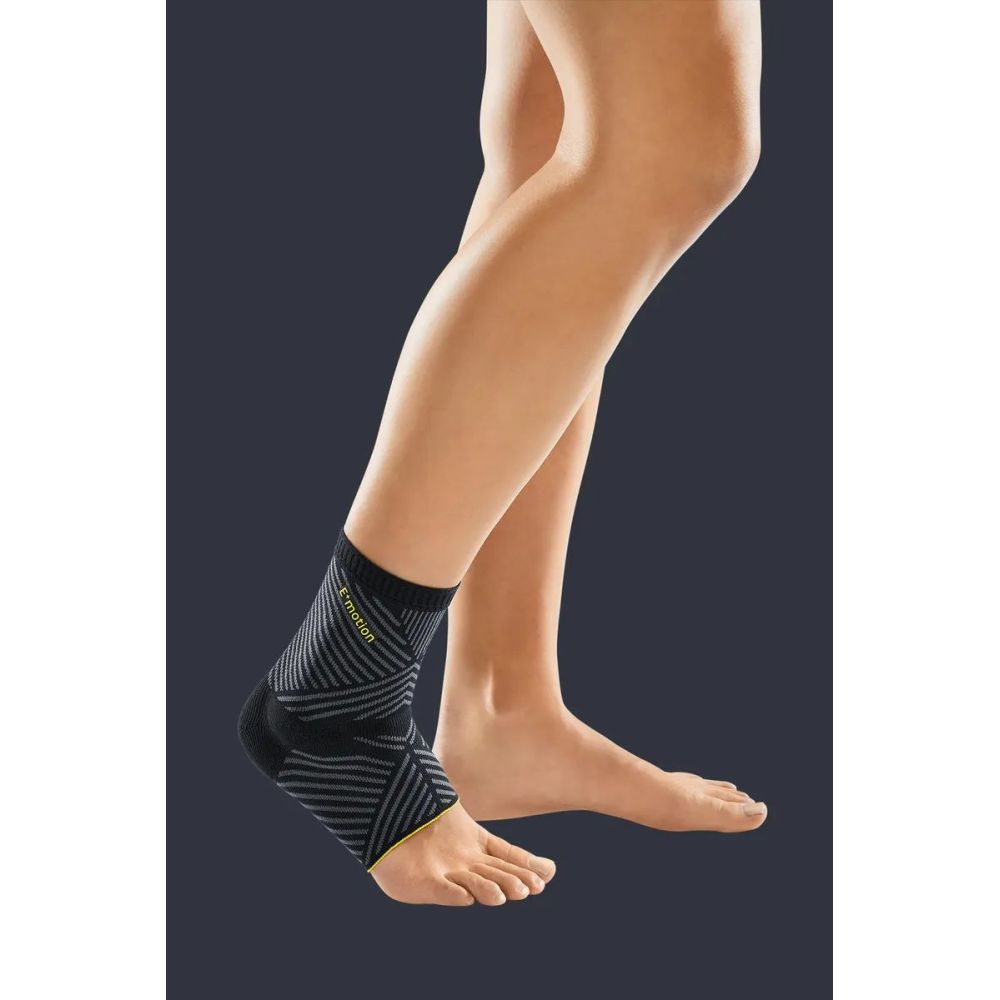 Ортоза за скочен зглоб со силиконско перниче Levamed