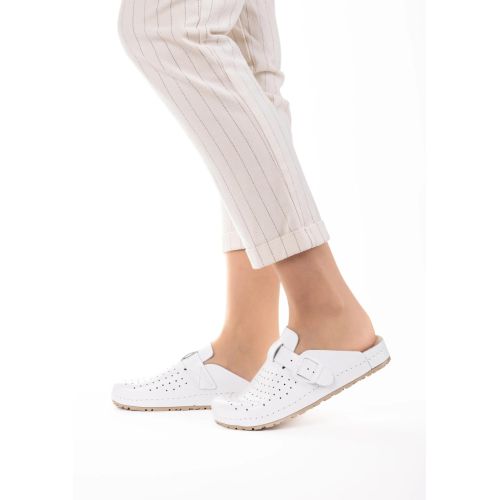 Free step кожни кломпи