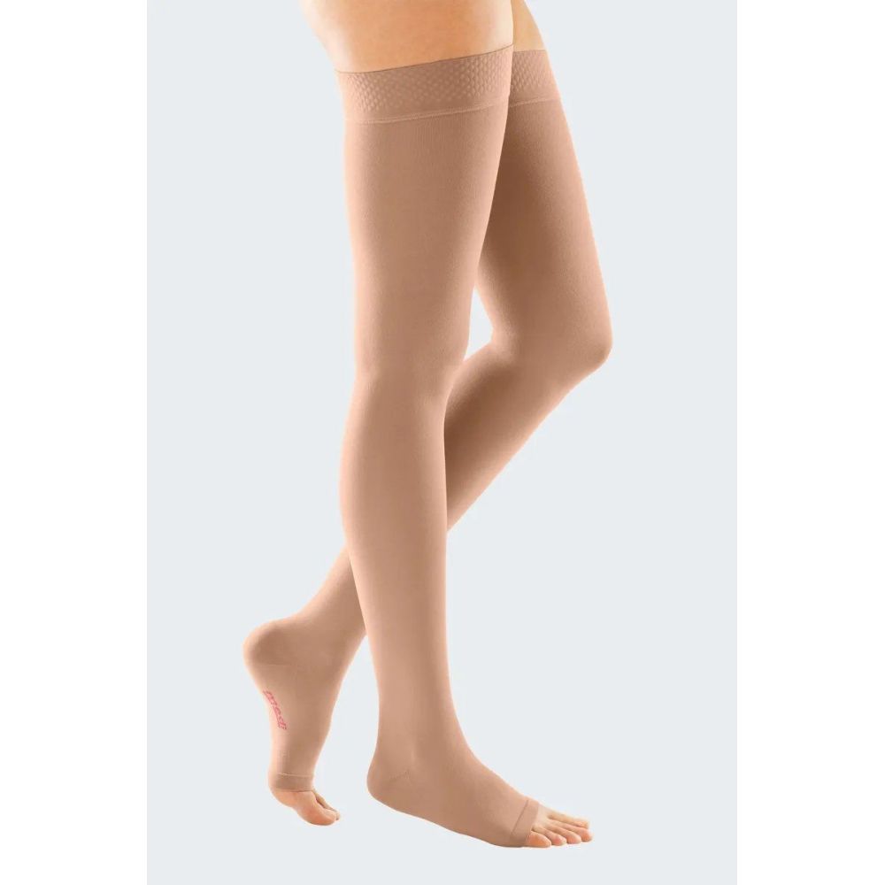 Дуомед чорапи над колено