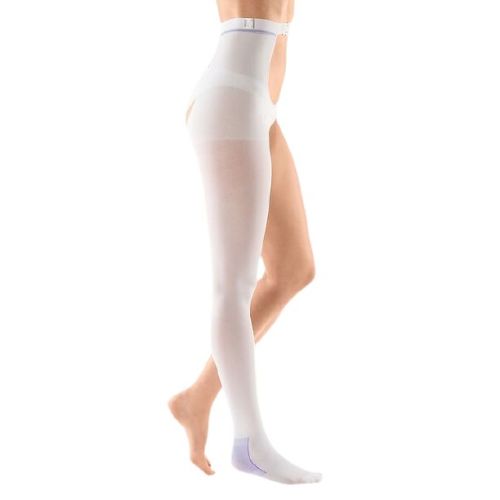 Струва 23 mmgh чорапи над колено со ремен