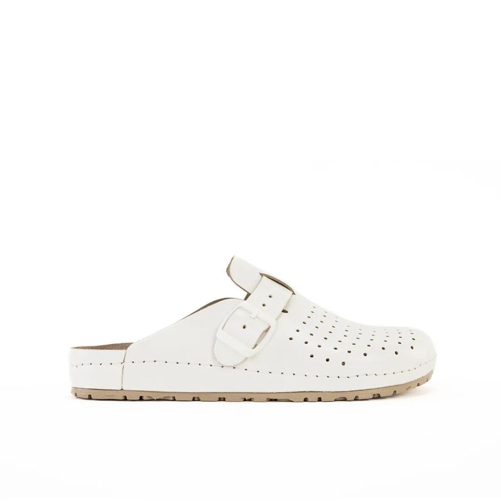 Free step кожни кломпи