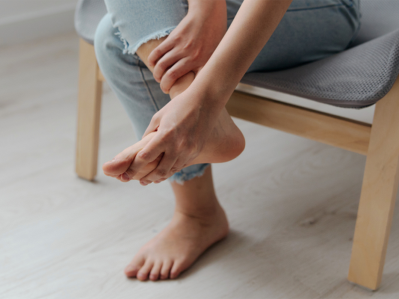 Тромбоза, проширени вени и болни нозе – дали компресивните чорапи помагаат?