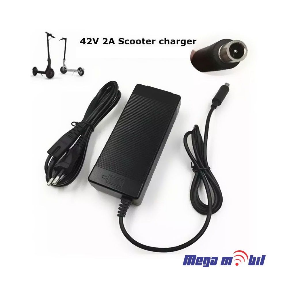 Polnac za Trotinet 42V 2A