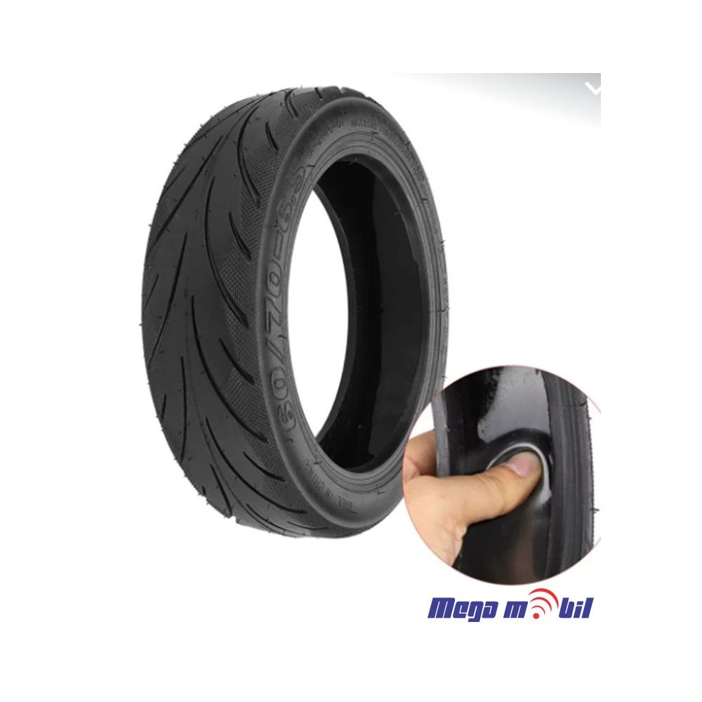 Tubeless guma 8.5" za trotinet so tubeless ventil - vnatresno oblozena so lepak.