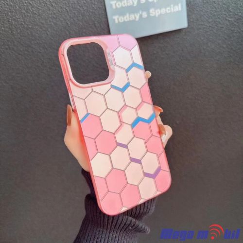 Futrola iPhone 13 Pro Honeycomb rose.
