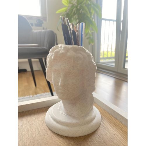 Декоративен држач за пенкала Александар Македонски 110mmx109.9mmx137mm DeGalic