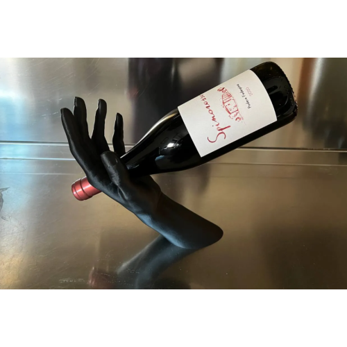 Држач за вино во вид на рака DeGalic